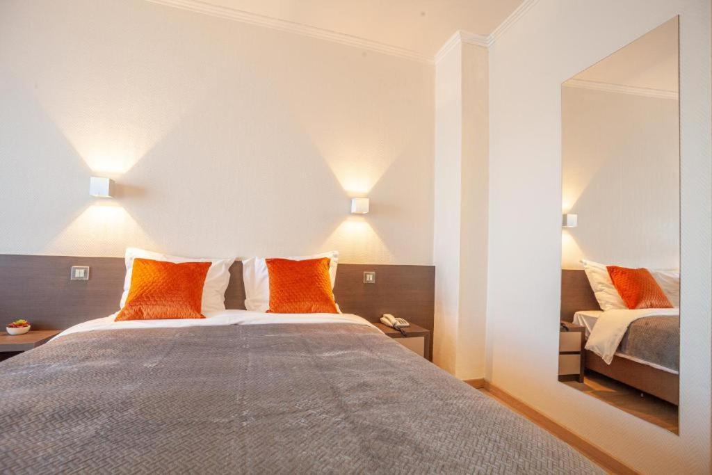 Hotel Monaco Zeebrugge Beach By Rikas Hotels Exterior photo